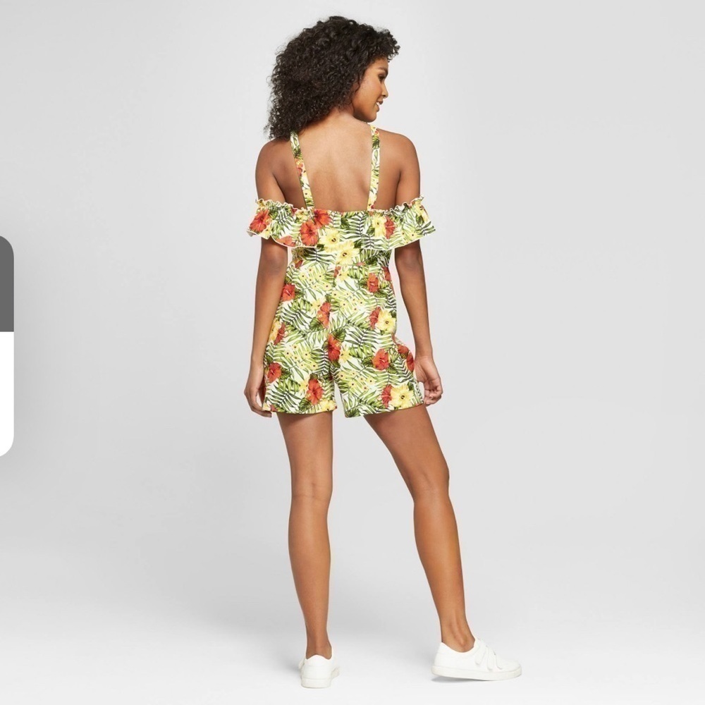 XOXO Womens Green Floral Off The Shoulder Ruffle Halter Romper Juniors L - Picture 2 of 12
